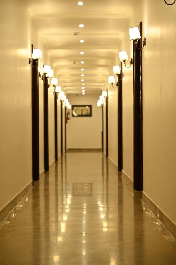 Hotel Js Souvenir دهرادون المظهر الخارجي الصورة